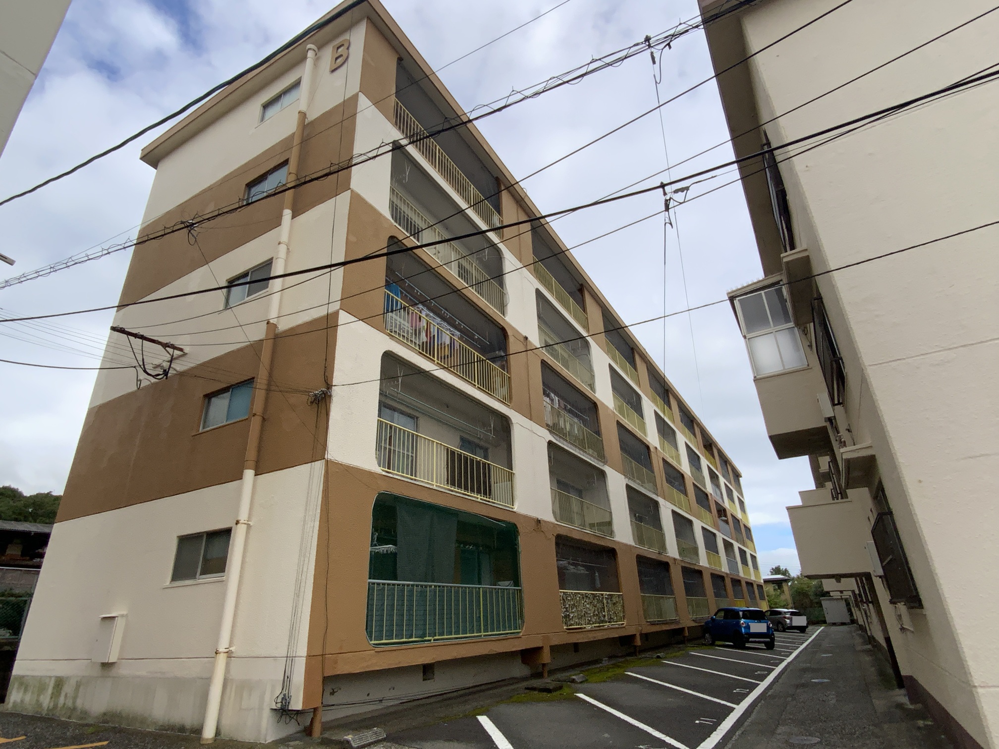 周辺には温泉施設も多数♪別府市扇山中古マンション