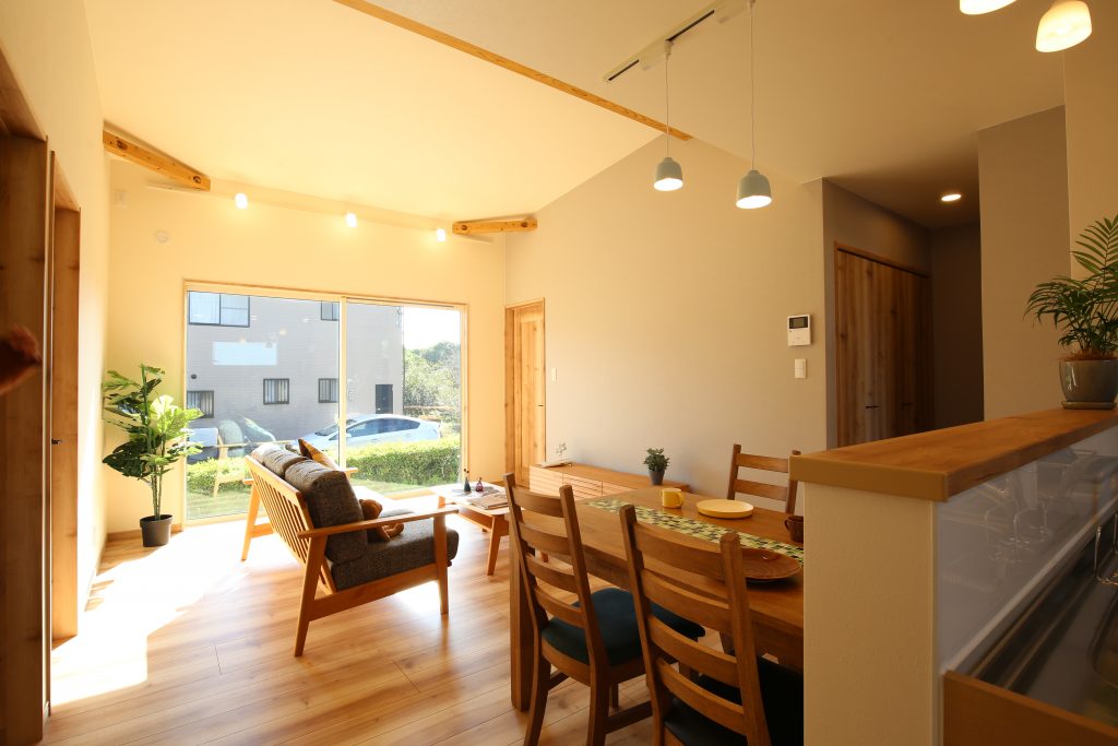 SAKAIの家　由布市狭間 C棟のリビング