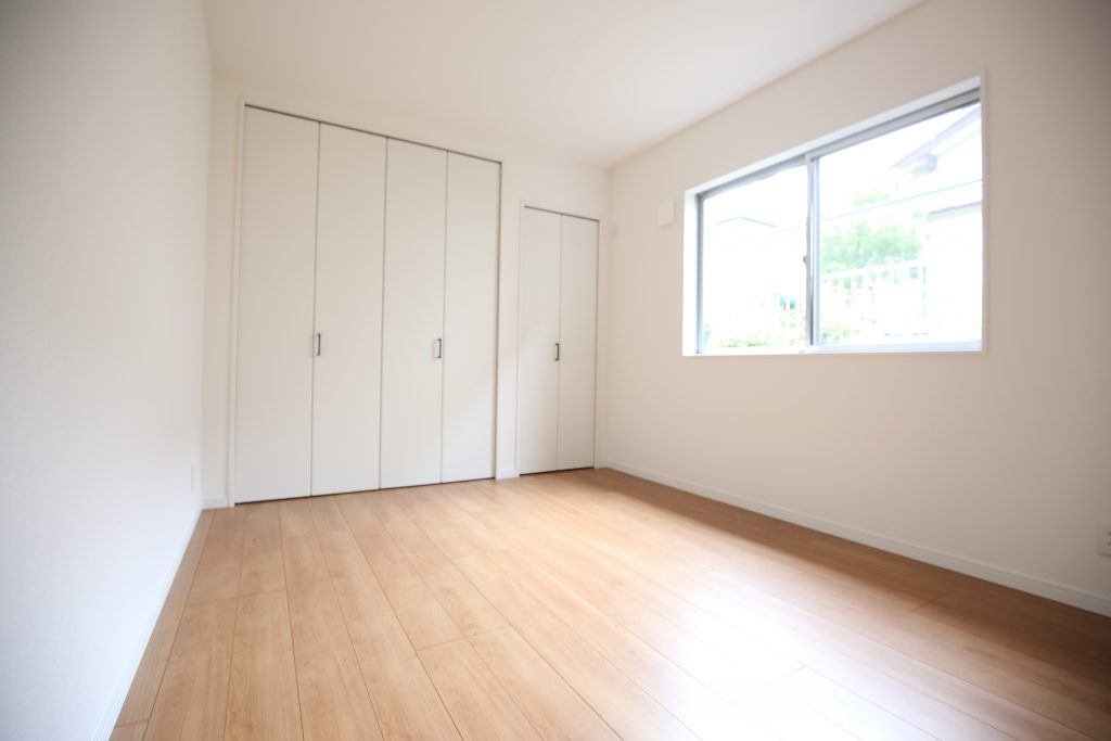 弊社が手掛けたリノベーション物件の元和室だった部屋。今はフローリングになっている