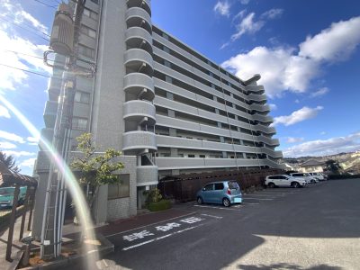 大分市大字猪野(高城駅)中古マンション アーバン明治１番館 3LDK 9階建て/4階部分 小学校まで徒歩約4分 バス停まで徒歩約3分 収納充実